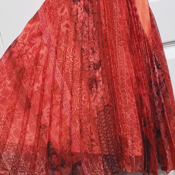 Alice + Olivia Red Orange Pleated Drapey Tank Top, Size S - Picture 9 of 10
